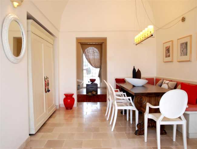 Résidence méditerranéenne. Domaine du XIXe siècle restauré dans les Pouilles