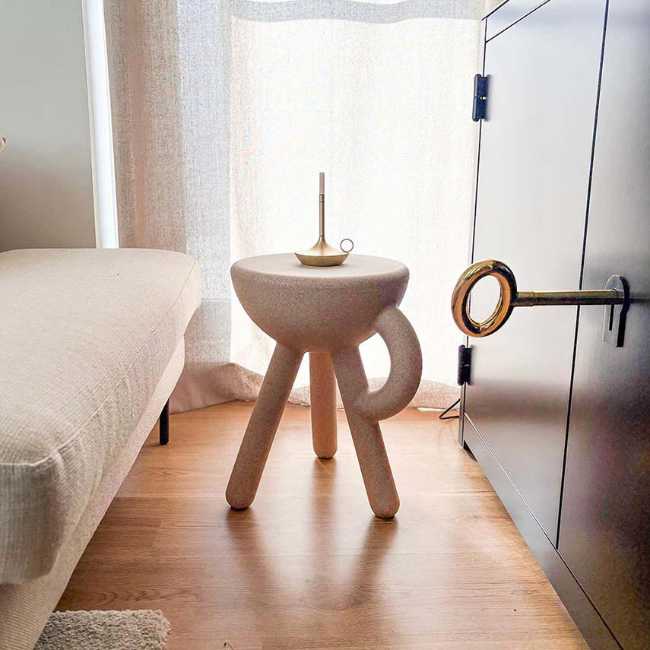 Tabouret Tubby au design conceptuel et espiègle