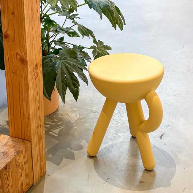 Tabouret Tubby au design conceptuel et espiègle