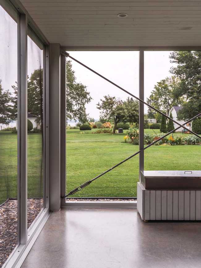 Return to the river, inhabit the time