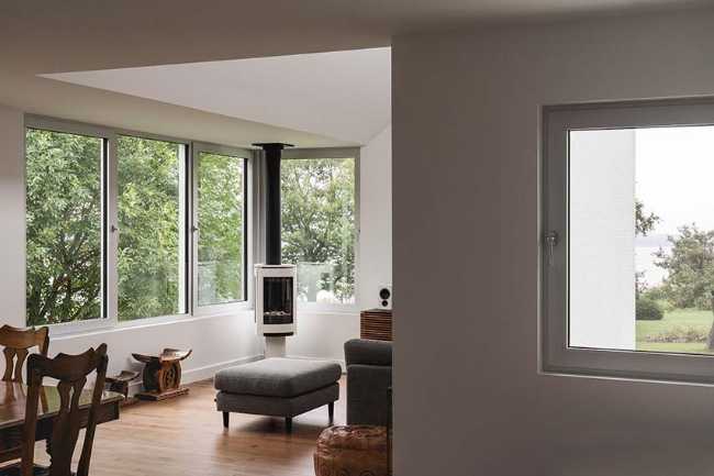 Return to the river, inhabit the time