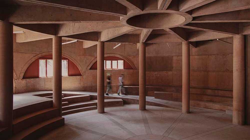 UH INFONAVIT Santa Fe. A park that arises from the slope