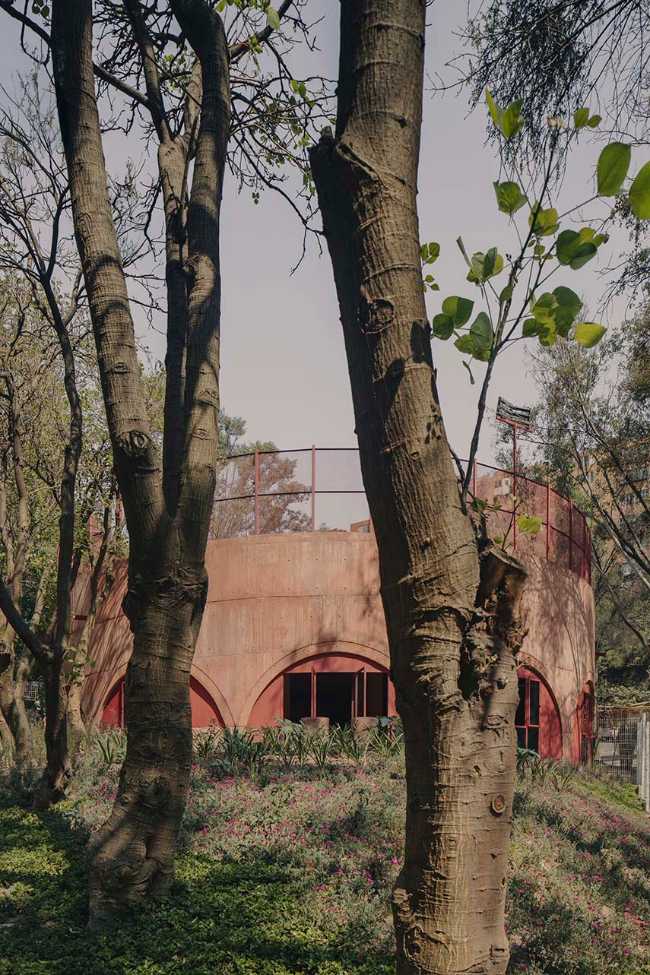 UH INFONAVIT Santa Fe. A park that arises from the slope