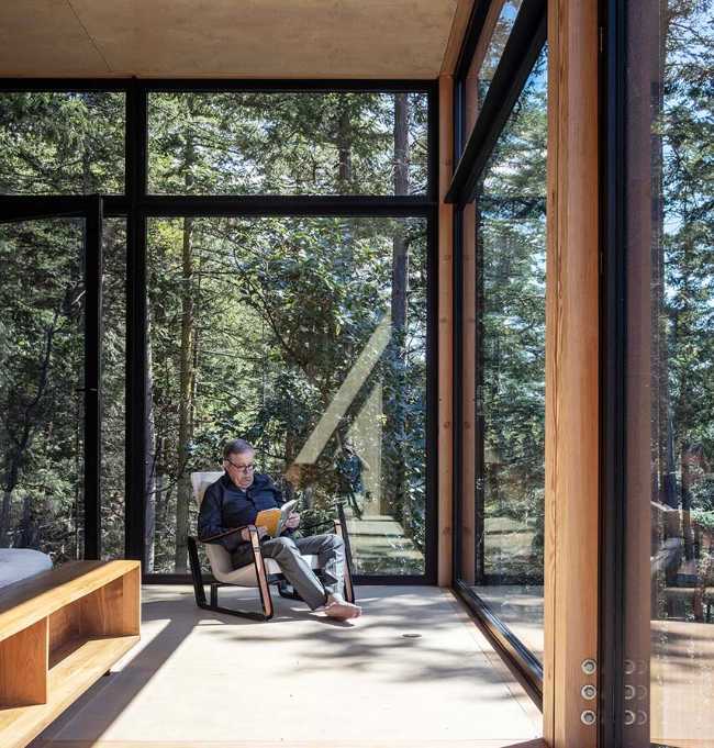 Casa de Discovery Bay. Ritmo, cuadrícula y paisaje.