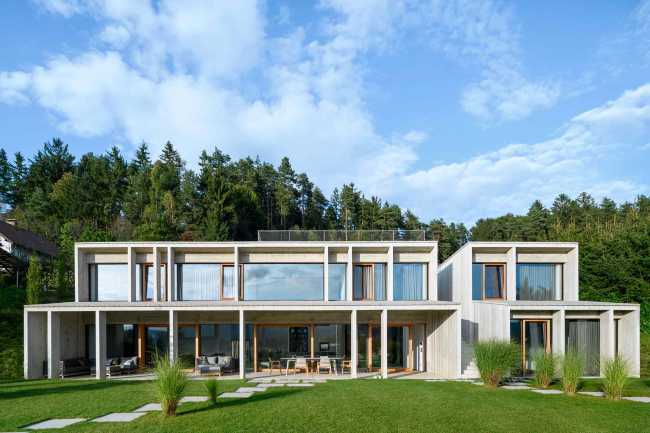 Casa Stanetova, el proyecto arquitectónico que integra la pendiente de la colina.