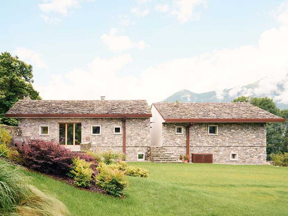 Le Stalle, quando la rovina diventa rifugio contemporaneo