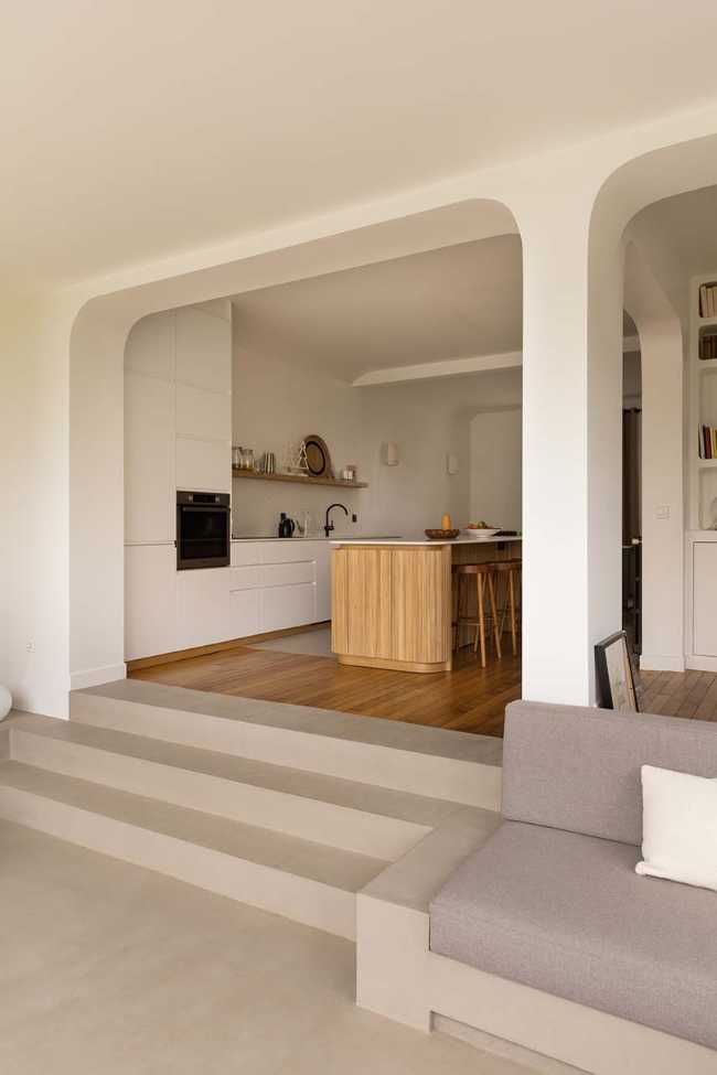 A Parisian house that opens up to the garden