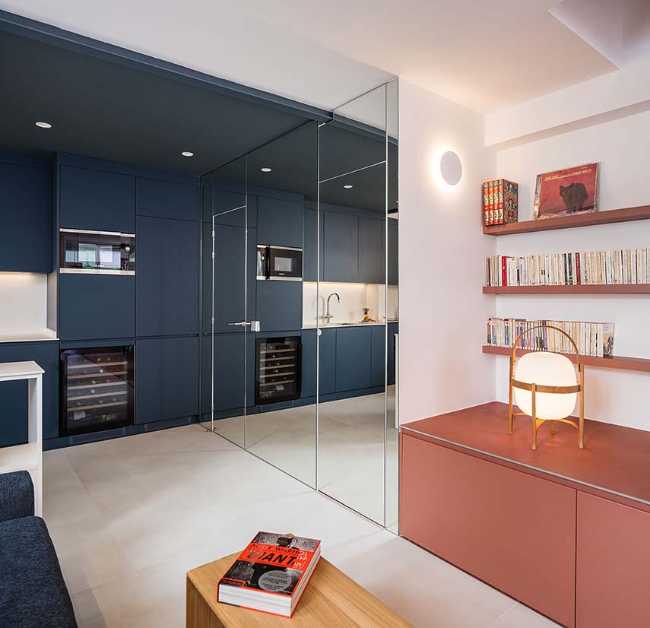 Binomial House. Living the staircase as a domestic space