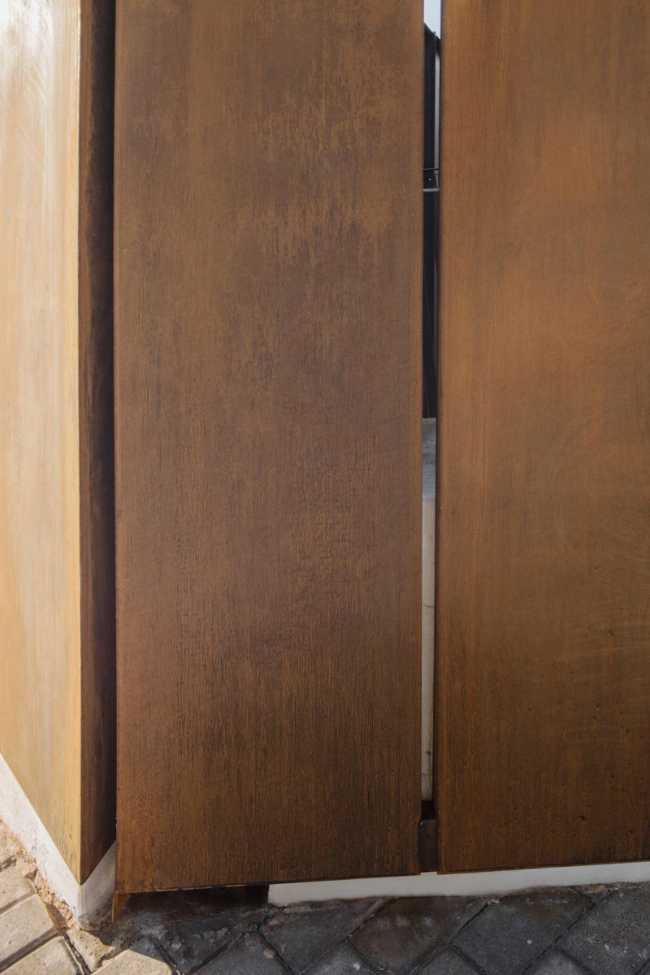 Siddi Urban Threshold, a door of memory open to the landscape