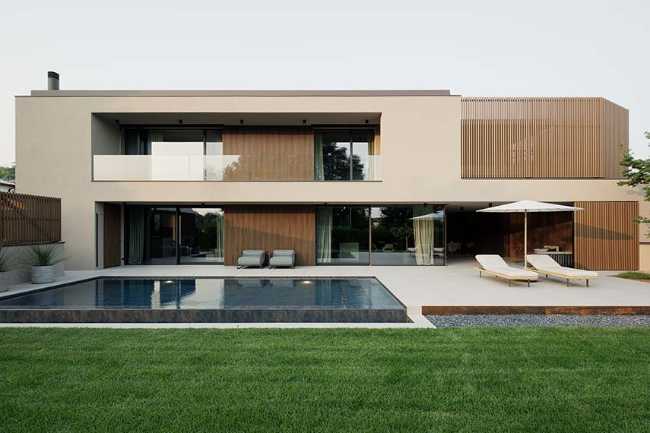 House DMF: villa en el norte de Italia entre comodidad y convivencia