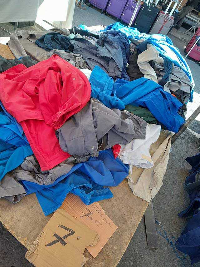 Patchwork: installazione effimera gioca con architettura e temporalità