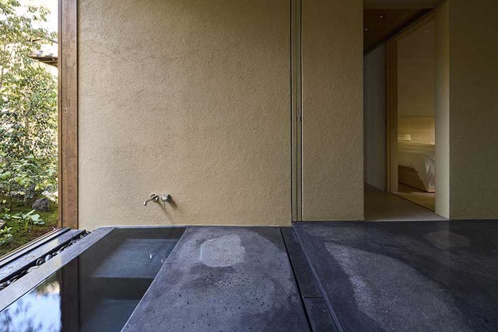 Restyling HOGAN: paisaje y arquitectura moldean el interior