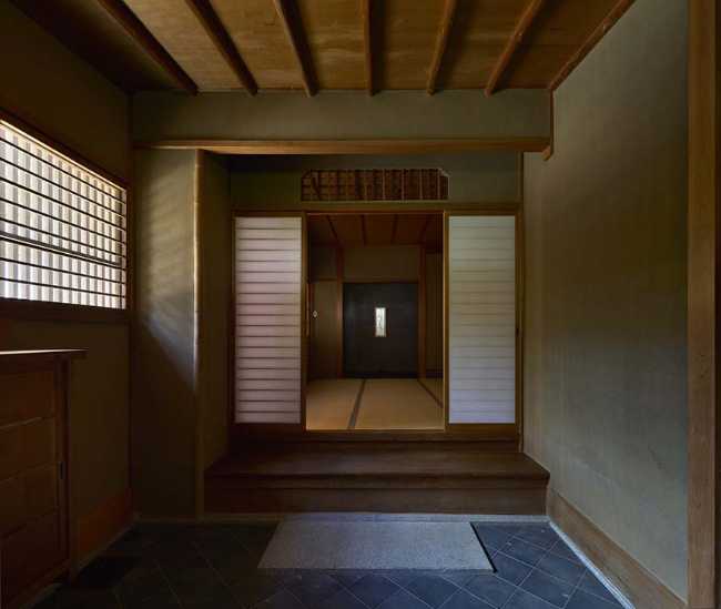 Restyling HOGAN: paisaje y arquitectura moldean el interior