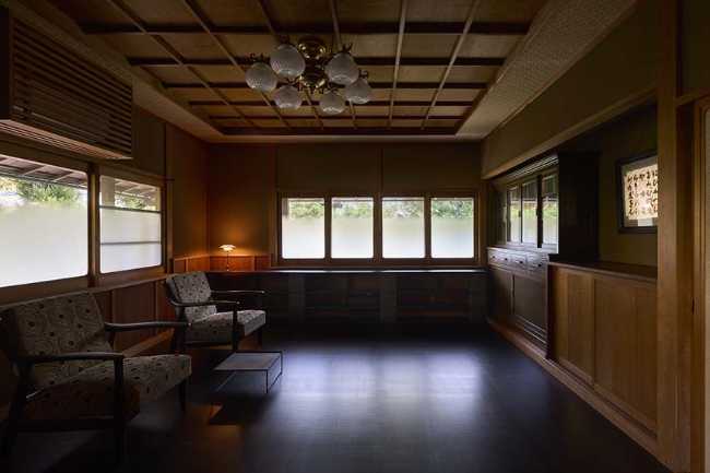 Restyling HOGAN: paisaje y arquitectura moldean el interior