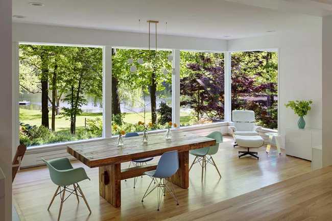 Sodon Lake House renovated becomes an artistic residence