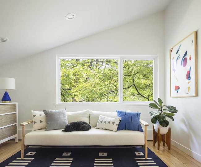 Sodon Lake House renovated becomes an artistic residence