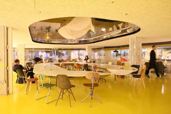 Meeting room with glazed roof