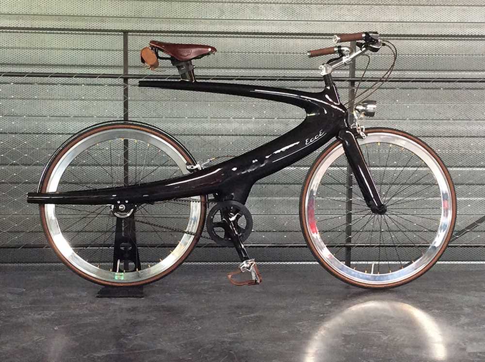 Bicycle that follows the shape of the Greek pi