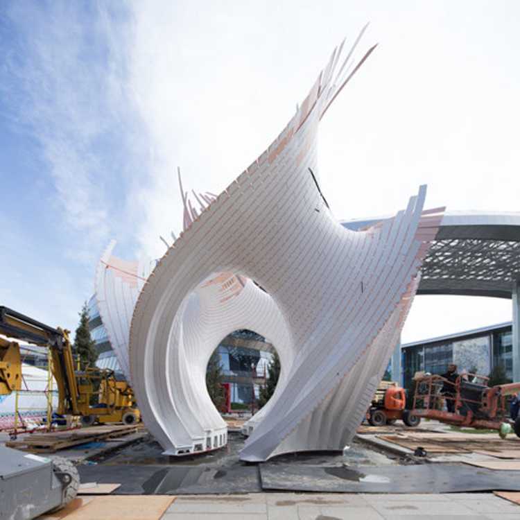 The ultra-light structure allows an easy realization