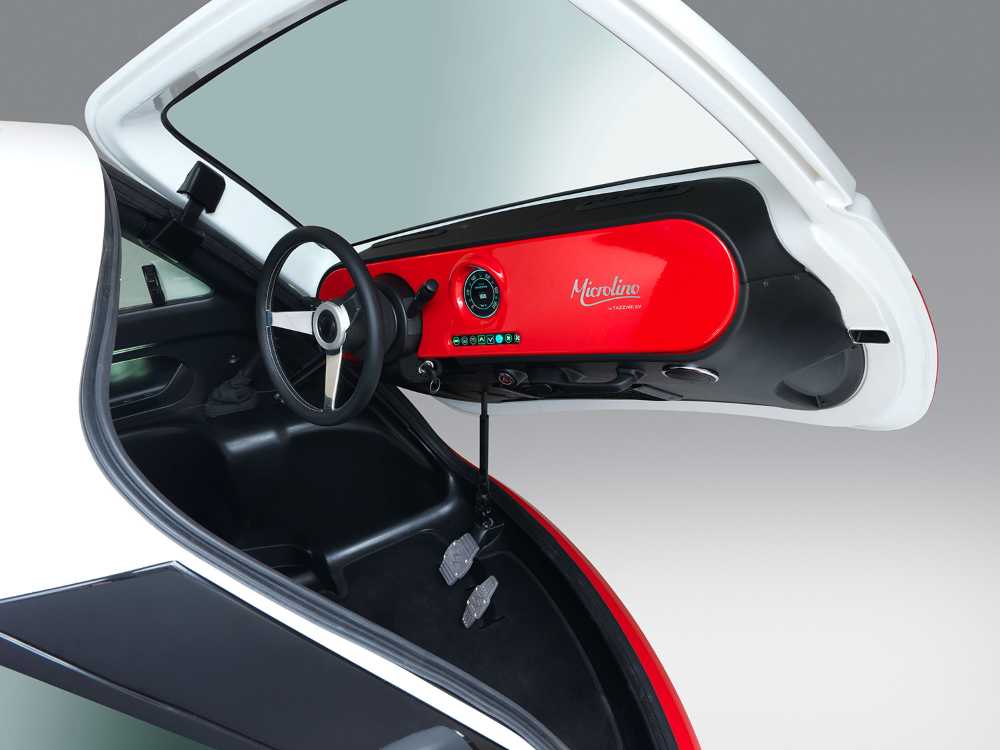 The electric Microlina is offered in various color versions