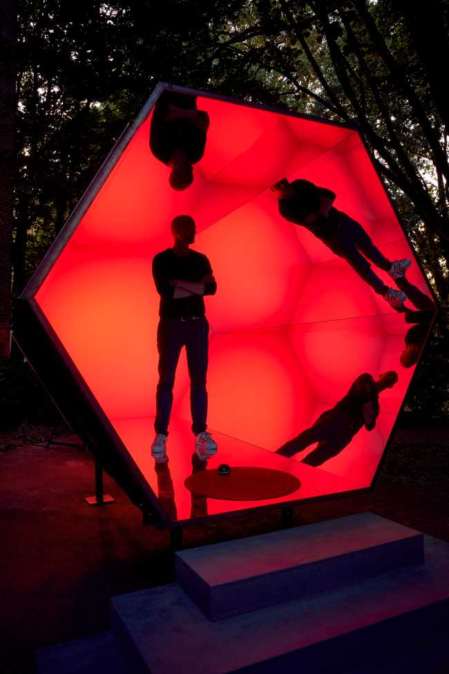 installazione luminosa specchio luce