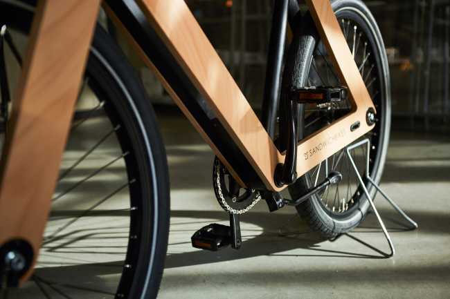 The Sandwichbike pedaling system