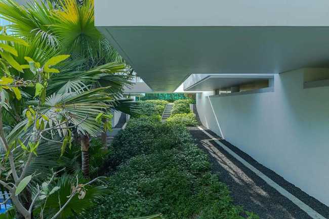 Aalloa Hills Residence, villa eco-sostenibile, si libra sulla natura