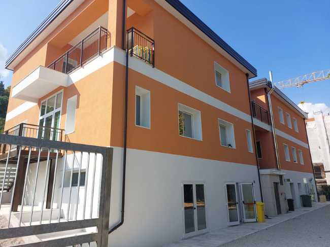 Nuova pelle sismica per la scuola Tofare di Ascoli Piceno