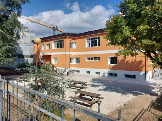 Nuova pelle sismica per la scuola Tofare di Ascoli Piceno