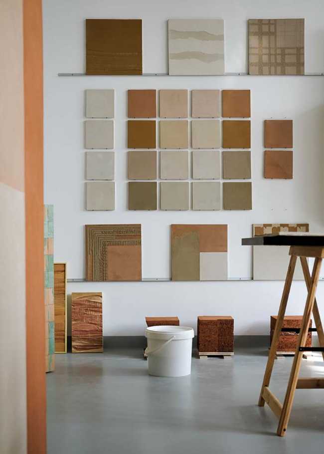 Elementos, the studio as laboratory creates presence, attention, rhythm