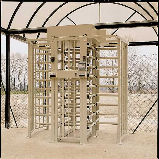 Sicurezza industriale: sistemi evoluti di controllo accessi