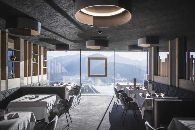 Comfort acustico nell'hotellerie con i pannelli CELENIT