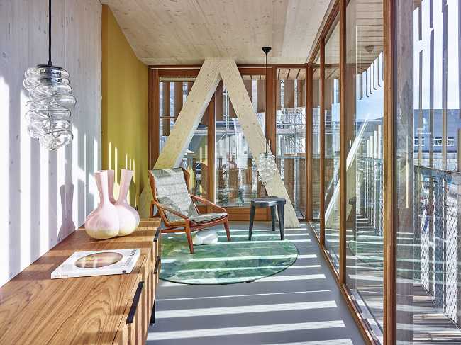 design-building-residence-complex-wood-organic-construction-nature-privacy-interior-lighting