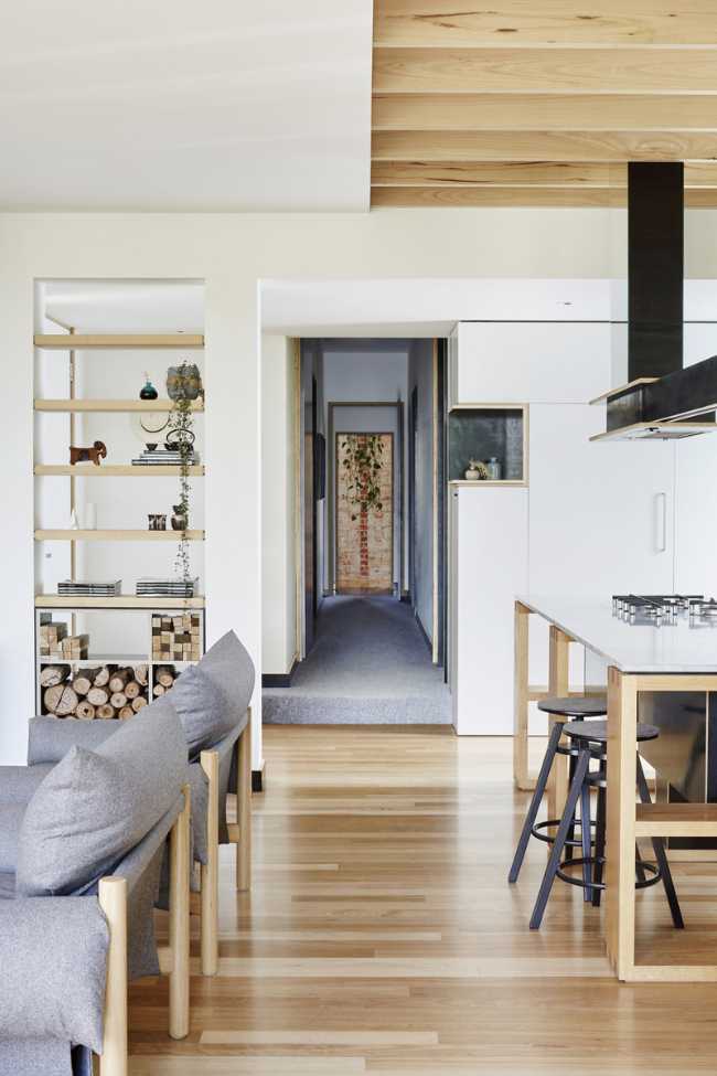 Interior con salón y cocina