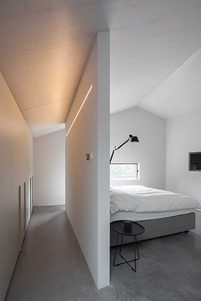 White plaster bedroom