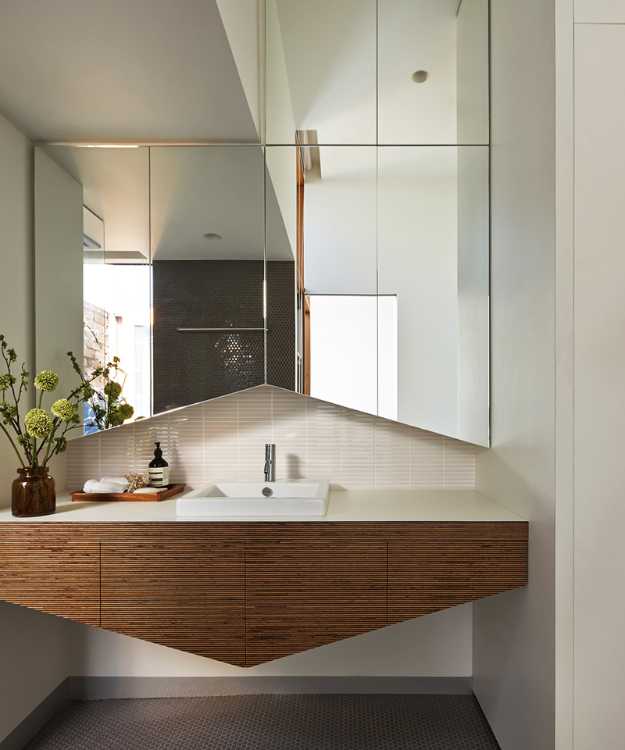 Bathroom with geometric shapes