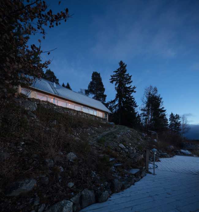 Home that develops horizontally