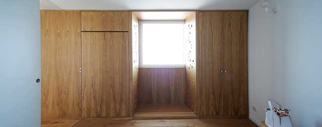 Interni in legno e bianco