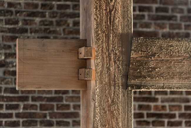 Wooden detail