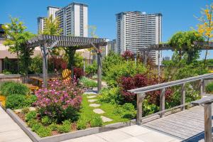 Area verde realizzata con terriccio leggero per giardini pensili e terrazze Bacchi