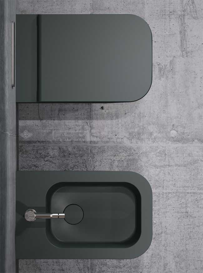 Sanitari colorati con spigoli vivi