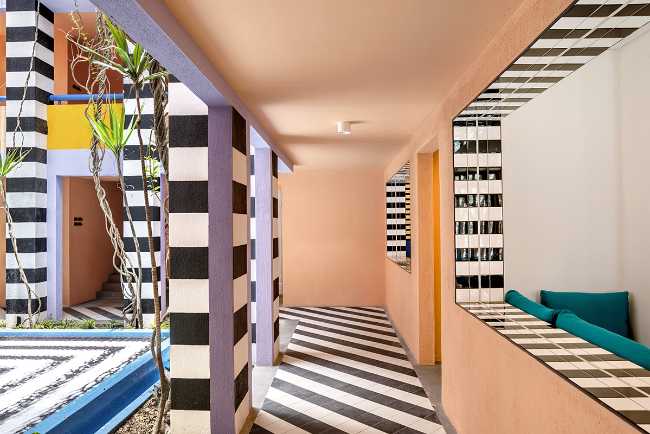 interior colorido decoraciones filas hotel design