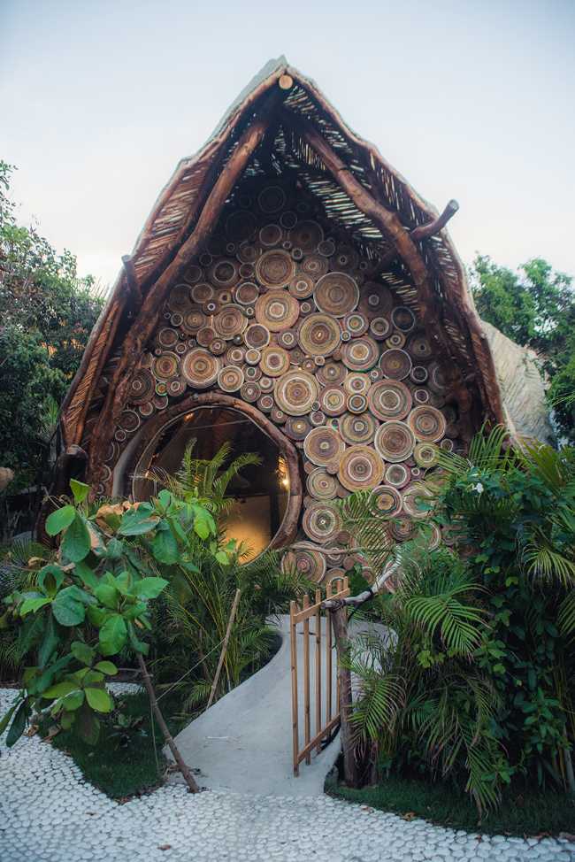 musée écologique entrée structure en bois