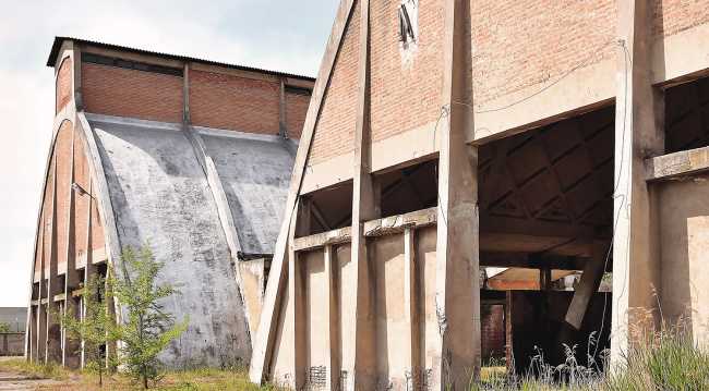 nervi paraboloidi tortona edifici acciaieria