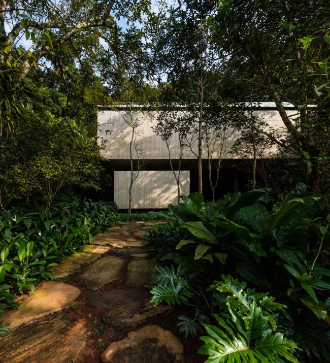 villa de jardin dans la forêt brésilienne