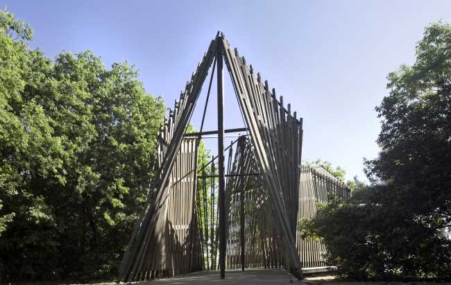 esterno cappella struttura in legno Biennale
