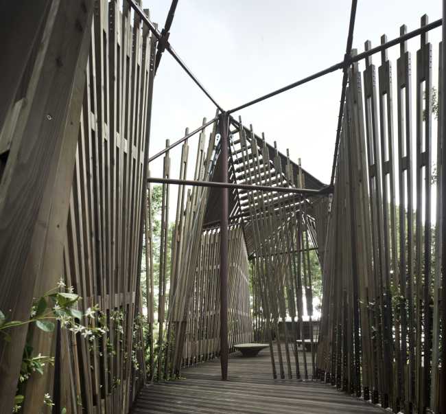 esterno cappella struttura in legno Biennale