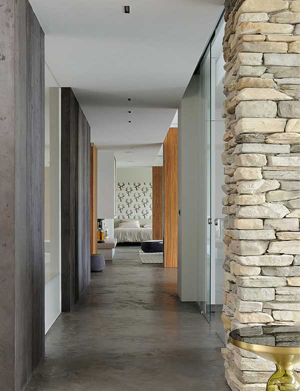 Interni in intonaco e pietr per una villa in Francia