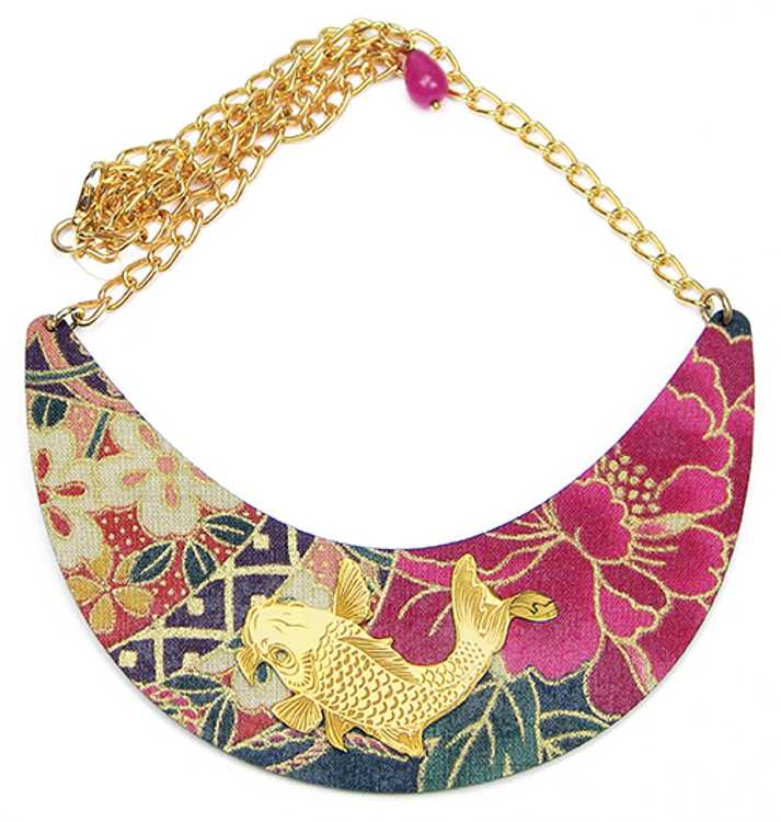 Anemone Fuji Koi, the collection of Jewelry in silk and colorful lacquer inspired by Japan