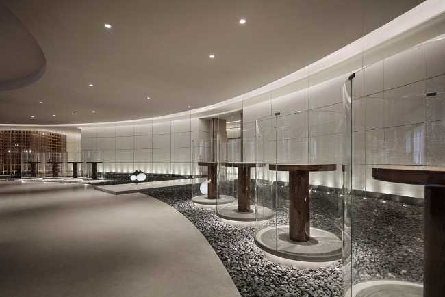 hall arredi legno e vetro corridoio